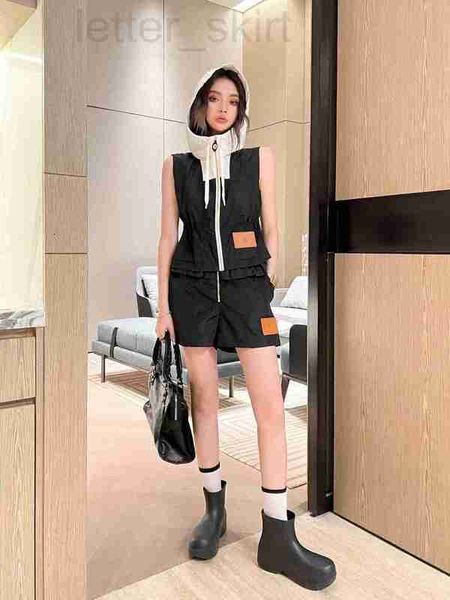 women's tracksuits designer 23 summer new color block hooded vest shorts set zipper simple sleeveless versatile casual sports rdve, Gray
women's tracksuits designer 23 summer new color block hooded vest shorts set zipper simple sleeveless versatile casual sports rdve, Gray
