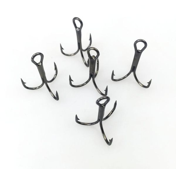 50pcs 3 5 high carbon steel fishing hooks durable jig treble hooks with hole carp fishing tackle8450352