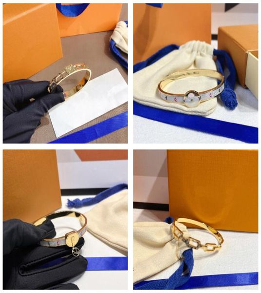 classic bracelets women bangle luxury designer lletter bracelet 18k gold plated 925 silver plated stainless steel bracelet womens8699490, Black
classic bracelets women bangle luxury designer lletter bracelet 18k gold plated 925 silver plated stainless steel bracelet womens8699490, Black