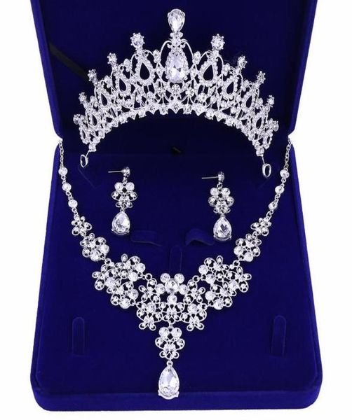 selling highend bridal accessories crown necklace earrings threepiece white rhinestone princess crown banquet headband 8293318, Silver
selling highend bridal accessories crown necklace earrings threepiece white rhinestone princess crown banquet headband 8293318, Silver