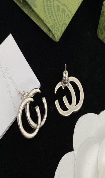 2023 women039s classic earrings stud fashion silver earrings vintage hollow out letter personality party jewelry2188496, Golden;silver
2023 women039s classic earrings stud fashion silver earrings vintage hollow out letter personality party jewelry2188496, Golden;silver