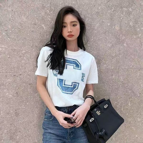 13 colors mens t shirt casual summer man womens trend tees letters letter print classic short sleeves tshirt luxury men hip hop quality clot, White;black
13 colors mens t shirt casual summer man womens trend tees letters letter print classic short sleeves tshirt luxury men hip hop quality clot, White;black