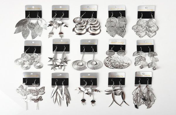 fashion golden silver metal exaggerated hoop style drop dangle jewelry earrings for women mix style send random2054417
fashion golden silver metal exaggerated hoop style drop dangle jewelry earrings for women mix style send random2054417