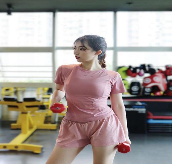women super elastic tightfitting yoga clothes quick dry fitness wear pink color8509253
women super elastic tightfitting yoga clothes quick dry fitness wear pink color8509253