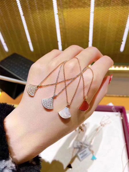 pendant titanium steel for womens luxury necklace designer necklace jewelry for women charming heart gold love fan shaped party wedding, Silver
pendant titanium steel for womens luxury necklace designer necklace jewelry for women charming heart gold love fan shaped party wedding, Silver