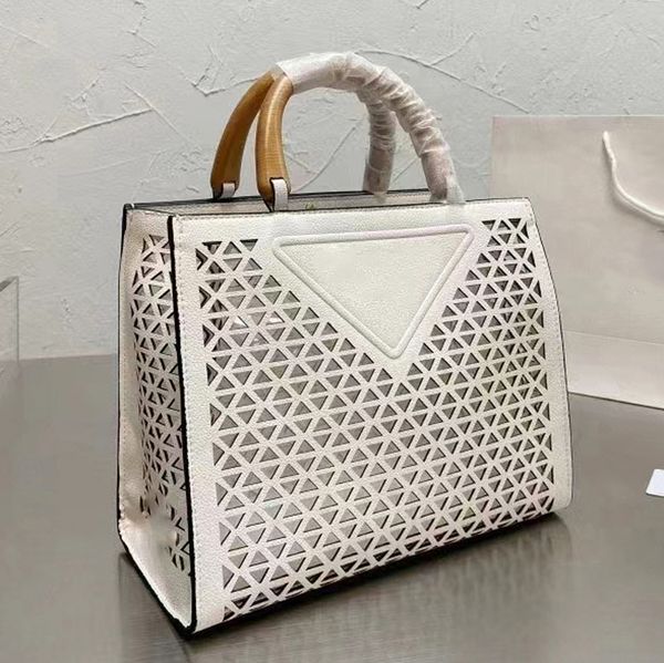 designer bags tote bag shoulder fashion bag beach bags classic woman summer weave bag crossbody raffias bag famous big handbags lady wallet
designer bags tote bag shoulder fashion bag beach bags classic woman summer weave bag crossbody raffias bag famous big handbags lady wallet