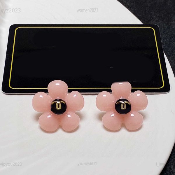 women designer earrings flower shape jewelry pink petal design ear pendants including box gift choice, Golden;silver
women designer earrings flower shape jewelry pink petal design ear pendants including box gift choice, Golden;silver