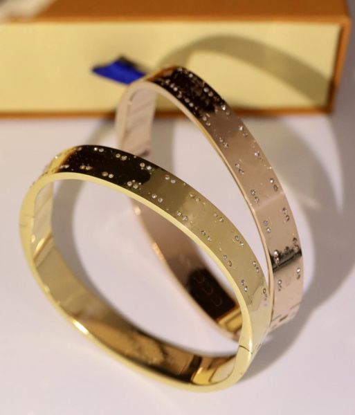luxury designer bracelet bangle flower bracelets ring couple gold silver rose gold threecolor fashion jewelry2461592, Black
luxury designer bracelet bangle flower bracelets ring couple gold silver rose gold threecolor fashion jewelry2461592, Black