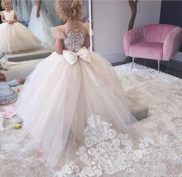 new flower girl dresses for weddings jewel neck appliques girls pageant dresses covered button back long train kids party dress wi3521582, White;red
new flower girl dresses for weddings jewel neck appliques girls pageant dresses covered button back long train kids party dress wi3521582, White;red