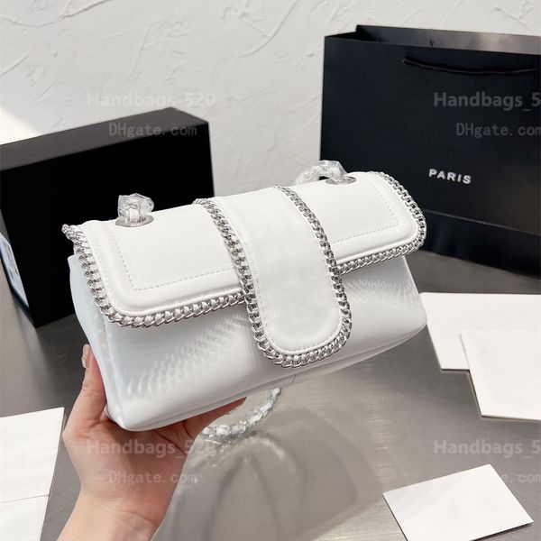new design shoulder bag channel fashion chain small handbag messenger bag women genuine leather with box
new design shoulder bag channel fashion chain small handbag messenger bag women genuine leather with box