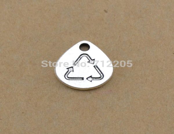 zinc alloy 50pcs a lot antique silver plated recycle sign round charms for making bangles bracelets3765865, Blue;slivery
zinc alloy 50pcs a lot antique silver plated recycle sign round charms for making bangles bracelets3765865, Blue;slivery