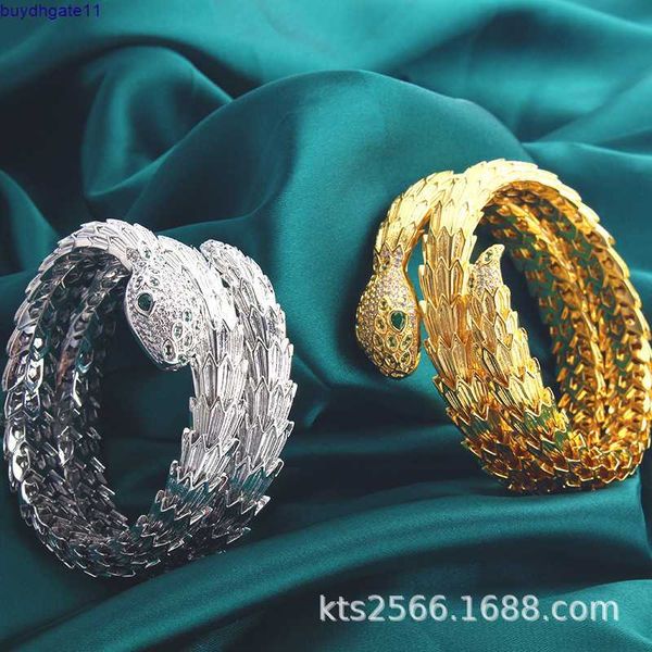 2023 new fashion accessories windy domineering double loop snake shaped bracelet with green eyesc opperp latedan mensper, Silver
2023 new fashion accessories windy domineering double loop snake shaped bracelet with green eyesc opperp latedan mensper, Silver