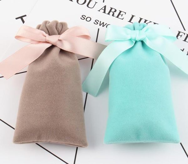 slim velvet gift bags with satin drawstring bow tie cosmetic lipstick storage packaging pouches boutique retail shop packing bags5984493, Pink;blue
slim velvet gift bags with satin drawstring bow tie cosmetic lipstick storage packaging pouches boutique retail shop packing bags5984493, Pink;blue