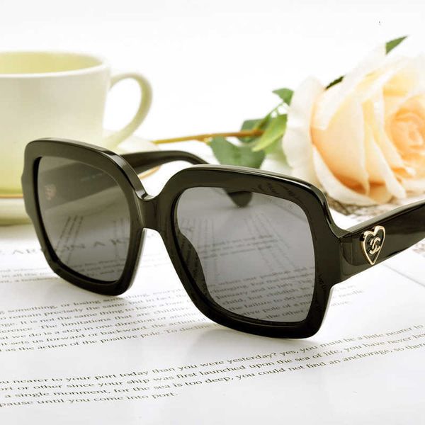 fashion sunglasses 2023 new xiaoxiangjia classic versatile plate frame nylon sunglasses 5408 1faya, White;black
fashion sunglasses 2023 new xiaoxiangjia classic versatile plate frame nylon sunglasses 5408 1faya, White;black