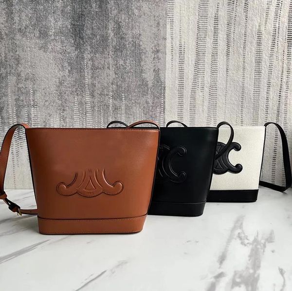 women bag fashion luxurys designer bag leather handbag triomphe bucket bag casual women's shoulder cross body bags
women bag fashion luxurys designer bag leather handbag triomphe bucket bag casual women's shoulder cross body bags