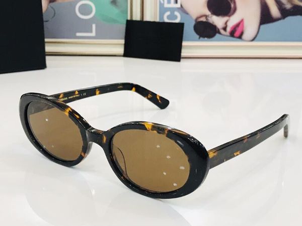 realfine888 5a eyewear ddg4443 re-edition oval luxury designer sunglasses for man woman with glasses cloth box ddg4403, White;black
realfine888 5a eyewear ddg4443 re-edition oval luxury designer sunglasses for man woman with glasses cloth box ddg4403, White;black