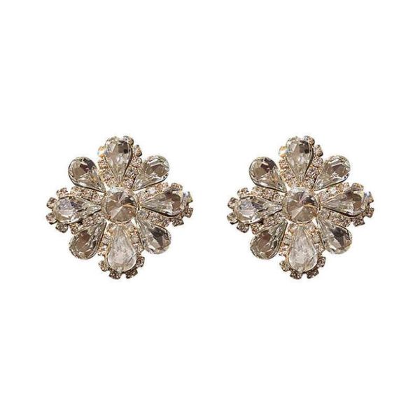 925 silver full diamonds flower charms earring vintage temperament earrings simple fashion personality earrings2126988, Golden
925 silver full diamonds flower charms earring vintage temperament earrings simple fashion personality earrings2126988, Golden