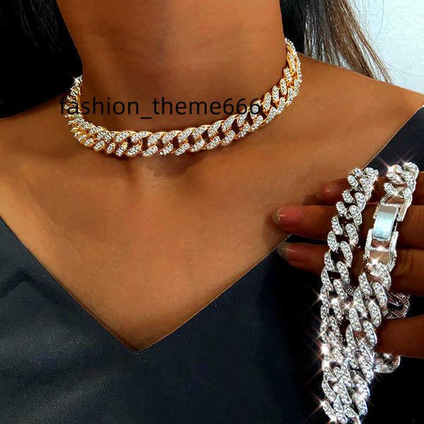 chains choucong hip hop bling fashion chains jewelry mens gold silver miami cuban link chain necklaces diamond crystal iced out chian women
chains choucong hip hop bling fashion chains jewelry mens gold silver miami cuban link chain necklaces diamond crystal iced out chian women