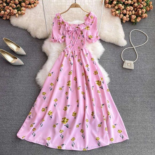 summer french style super fairy first love series temperament waist controlled slimming square collar a line large, Black;gray
summer french style super fairy first love series temperament waist controlled slimming square collar a line large, Black;gray