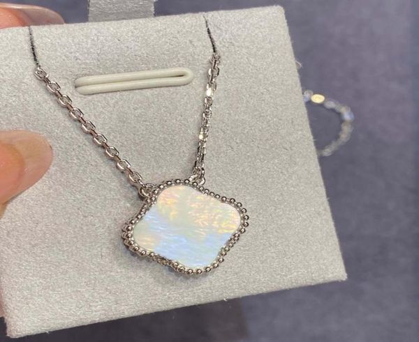 v gold material pendant necklace with white shelll in platinum color plated for women wedding jewelry gift have box stamp ps49456503409, Silver
v gold material pendant necklace with white shelll in platinum color plated for women wedding jewelry gift have box stamp ps49456503409, Silver