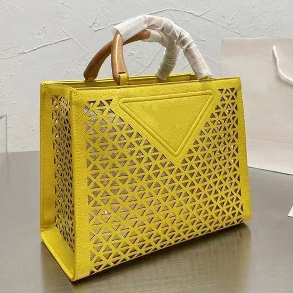 designer bags tote bag shoulder fashion bag beach bags classic woman summer weave bag crossbody raffias bag famous big handbags lady wallet
designer bags tote bag shoulder fashion bag beach bags classic woman summer weave bag crossbody raffias bag famous big handbags lady wallet