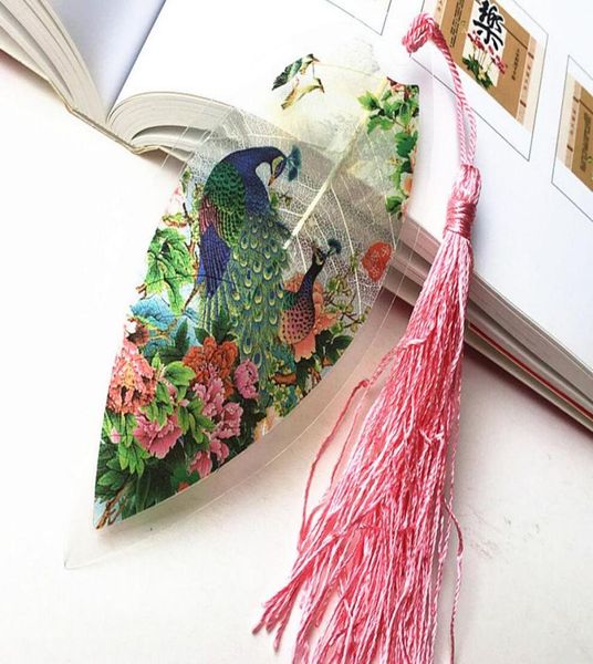 20pcs natural dried leaf veins peacock bookmark book card for wedding baby shower party birthday favor gift souvenirs souvenir1478533
20pcs natural dried leaf veins peacock bookmark book card for wedding baby shower party birthday favor gift souvenirs souvenir1478533