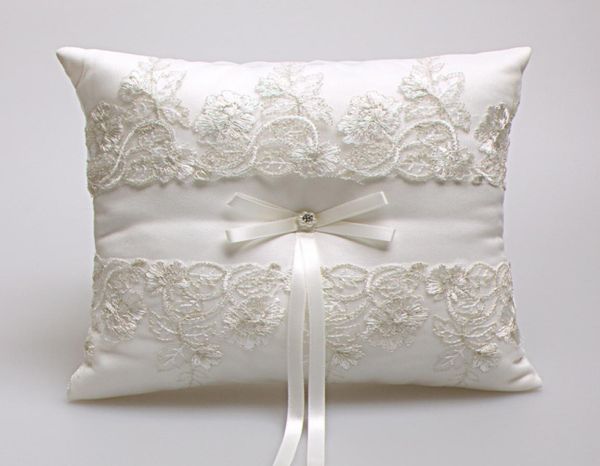 2019 new wedding ring pillows beige satin lace ring bearer pillows for wedding anniversary 21cm21cm custom made1343487
2019 new wedding ring pillows beige satin lace ring bearer pillows for wedding anniversary 21cm21cm custom made1343487