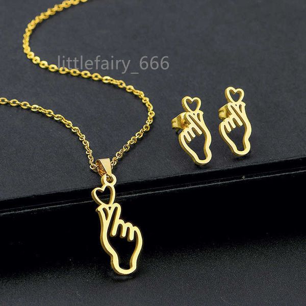 sell fashion stainless steel hip hop heart pendant bear necklace earrings two piece set geometry shape for women jewelry, Silver
sell fashion stainless steel hip hop heart pendant bear necklace earrings two piece set geometry shape for women jewelry, Silver