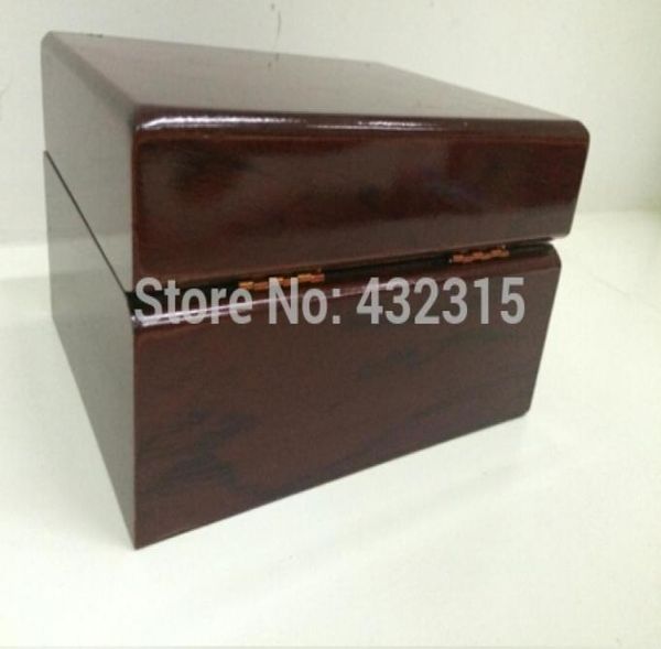packaging factory wooden surface watch boxcases with white pillow size 13410776cm may brand logo drop 4132716, Black;blue
packaging factory wooden surface watch boxcases with white pillow size 13410776cm may brand logo drop 4132716, Black;blue