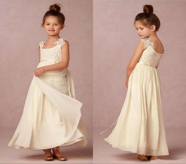 2019 new chiffon a line wedding flower girls039 dresses with applique lace off shoulder baby girl princess party gowns3649035, White;blue
2019 new chiffon a line wedding flower girls039 dresses with applique lace off shoulder baby girl princess party gowns3649035, White;blue