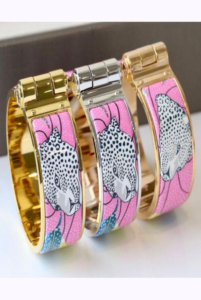enamel clic bangle for women charm bracelets 20mm middle size snapfastener9286690, Golden;silver
enamel clic bangle for women charm bracelets 20mm middle size snapfastener9286690, Golden;silver