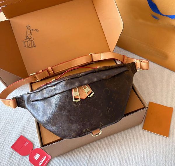 bumbag cross body waist bags temperament bumbags fanny pack bum embossing flowers famous soft leather luxurys designers bags serial number d, Red;black
bumbag cross body waist bags temperament bumbags fanny pack bum embossing flowers famous soft leather luxurys designers bags serial number d, Red;black