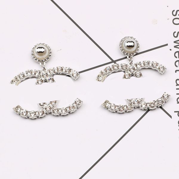 gold plated designers letter earring stud famous women elegant earring wedding christm party jewerlry 20style, Golden;silver
gold plated designers letter earring stud famous women elegant earring wedding christm party jewerlry 20style, Golden;silver