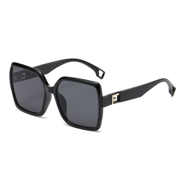 luxury sunglasses designer letter women men's glasses senior glasses women's glasses frame retro metal outdoor travel sunglasses, White;black
luxury sunglasses designer letter women men's glasses senior glasses women's glasses frame retro metal outdoor travel sunglasses, White;black