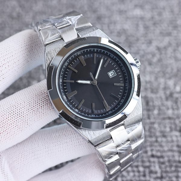 men's watch classic luxury designer quartz watch 40mm precision steel with waterproof sapphire glass fashion business watch, Slivery;brown 
men's watch classic luxury designer quartz watch 40mm precision steel with waterproof sapphire glass fashion business watch, Slivery;brown