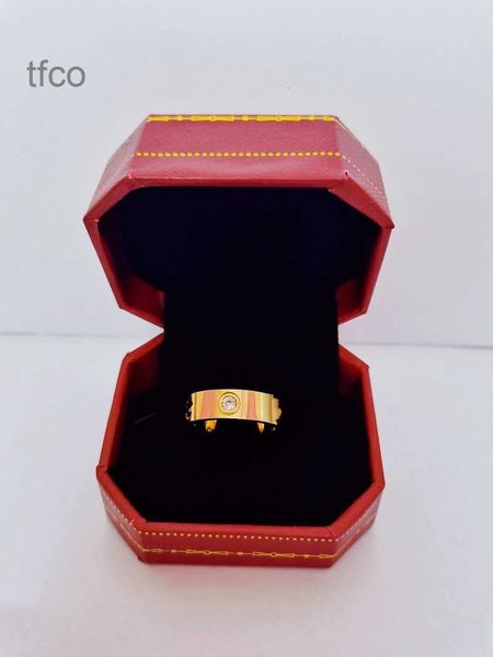 luxury designer titanium steel rose gold love ring for women luxury zirconia engagement rings men jewelry gifts fashion accessories with box, Silver
luxury designer titanium steel rose gold love ring for women luxury zirconia engagement rings men jewelry gifts fashion accessories with box, Silver