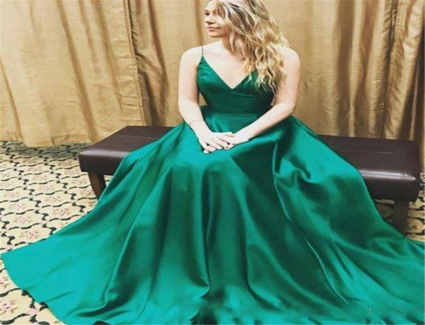 v neck green satin prom dresses 2019 spaghetti straps a line long robe de soiree formal evening gowns dresses7569693, Black;red
v neck green satin prom dresses 2019 spaghetti straps a line long robe de soiree formal evening gowns dresses7569693, Black;red