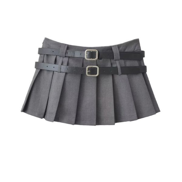 skirts y2k mini skirt women korean fashion pleated summer casual vintage preppy style solid two belts short 2023 230714, Black
skirts y2k mini skirt women korean fashion pleated summer casual vintage preppy style solid two belts short 2023 230714, Black