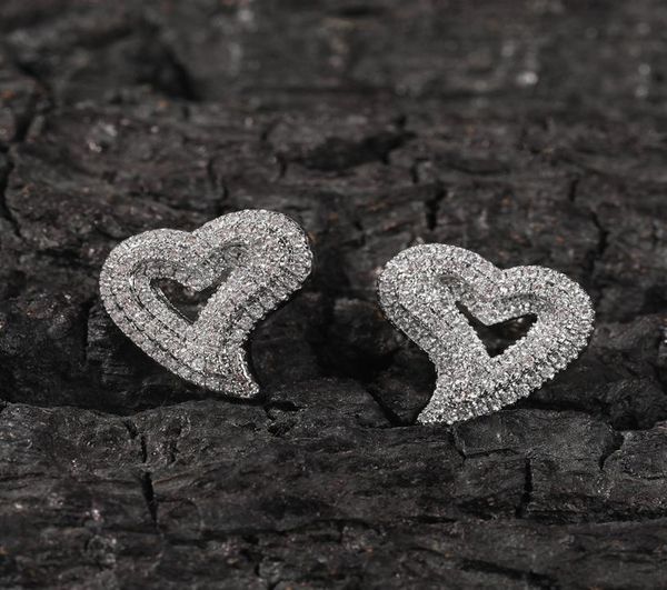 1 pair hip hop claw set cz stone bling ice out 3 layers heart stud earrings for men women lovers rapper jewelry7678428, Golden;silver
1 pair hip hop claw set cz stone bling ice out 3 layers heart stud earrings for men women lovers rapper jewelry7678428, Golden;silver