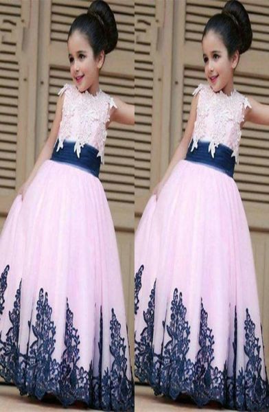 2022 sweety pink navy first communion dresses cap sleeve applique pleated lace tulle flower girl dress for wedding kids party prom8045583, White;red
2022 sweety pink navy first communion dresses cap sleeve applique pleated lace tulle flower girl dress for wedding kids party prom8045583, White;red