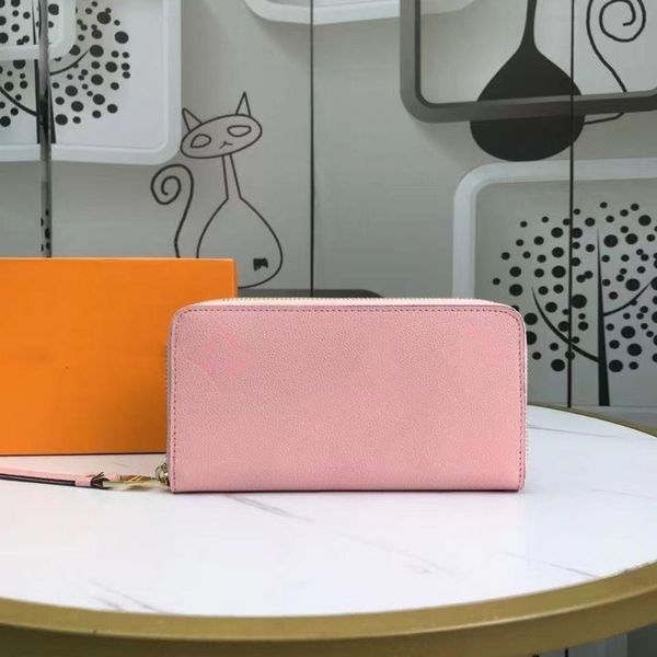designer classic men's and women's wallet long handheld phone bag minimalist light luxury cowhide original case card holder leathe, Red;black
designer classic men's and women's wallet long handheld phone bag minimalist light luxury cowhide original case card holder leathe, Red;black