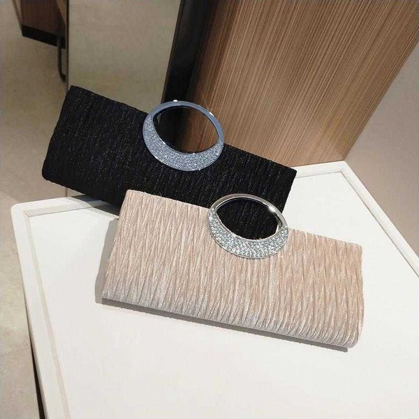 shiny bracelet dinner small handbag women's bag 2023 new ktv princess bag banquet celebrity handbag rugged
shiny bracelet dinner small handbag women's bag 2023 new ktv princess bag banquet celebrity handbag rugged