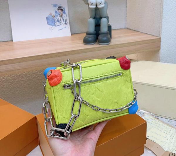 designer shoulder bags handbag soft trunk chest pack lady trunk embossing tote handbag chains handbags purse bag leather crossbody bags 18cm
designer shoulder bags handbag soft trunk chest pack lady trunk embossing tote handbag chains handbags purse bag leather crossbody bags 18cm