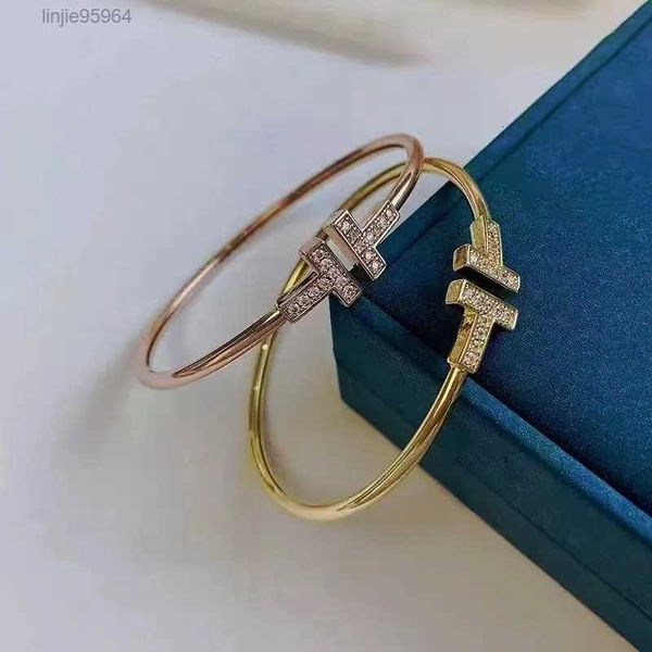 bracelet designer white shell highly polished c shaped fashion t studded open bracelet coil ladies bracelet.1, Black
bracelet designer white shell highly polished c shaped fashion t studded open bracelet coil ladies bracelet.1, Black