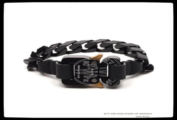 link chain sexmara 21ss hip hop punk 1017 alyx 9sm rollercoaster track black letter logo buckle bracelet for men women girls jewe1545382
link chain sexmara 21ss hip hop punk 1017 alyx 9sm rollercoaster track black letter logo buckle bracelet for men women girls jewe1545382
