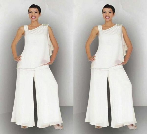 elegant 2020 mother of the bride chiffon pant suits for summer wedding asymmetrical neckline white ivory beach mother of the groom1318171, Black;red
elegant 2020 mother of the bride chiffon pant suits for summer wedding asymmetrical neckline white ivory beach mother of the groom1318171, Black;red