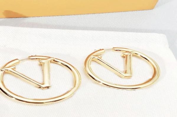 fashion designer women039s earrings new 18k gold earrings girl039s valentine039s day jewelry gift 316l stainless steel fa5005307, Golden;silver
fashion designer women039s earrings new 18k gold earrings girl039s valentine039s day jewelry gift 316l stainless steel fa5005307, Golden;silver