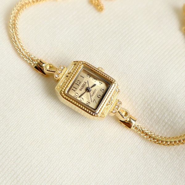 women s watches brand luxury women fashion wristwatch female casual ladies bracelet clock for girls relojes 230714, Slivery;golden
women s watches brand luxury women fashion wristwatch female casual ladies bracelet clock for girls relojes 230714, Slivery;golden