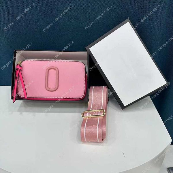 one small versatile design 2023 strap spring crossbody square bags fashion handbags sense wide shoulder handbag bag, Red;black
one small versatile design 2023 strap spring crossbody square bags fashion handbags sense wide shoulder handbag bag, Red;black