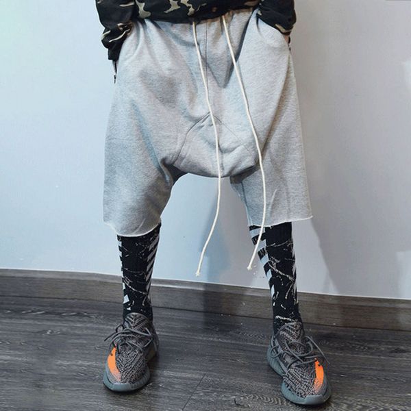 men's shorts men harem pants hip hop tousers short trendy loose solid streetwear sweatpant fashion summer jogger cargo male 230714, White;black
men's shorts men harem pants hip hop tousers short trendy loose solid streetwear sweatpant fashion summer jogger cargo male 230714, White;black